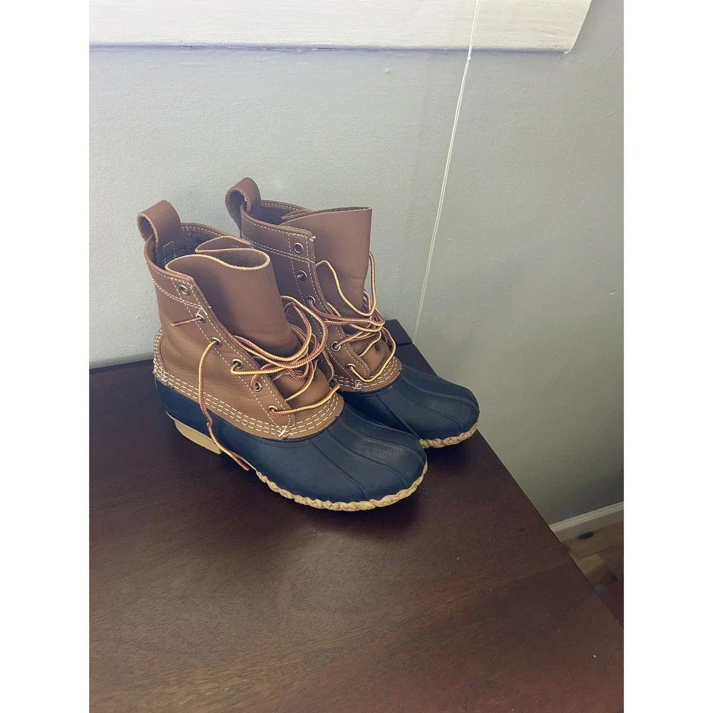 L.L.Bean Womens 8 Inch Bean Boots Tan Navy Blue Waterproof Duck Boots Size 7M